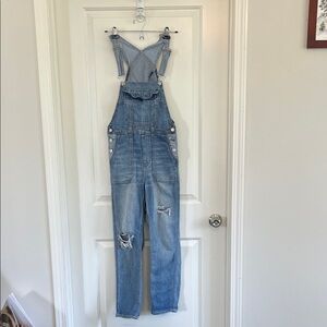 American Eagle distressed 99’s boyfriend denim overall size xs